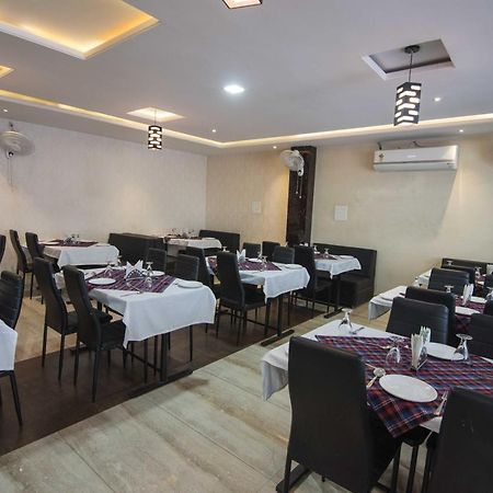 בהופאל Hotel Mayur Palace מראה חיצוני תמונה