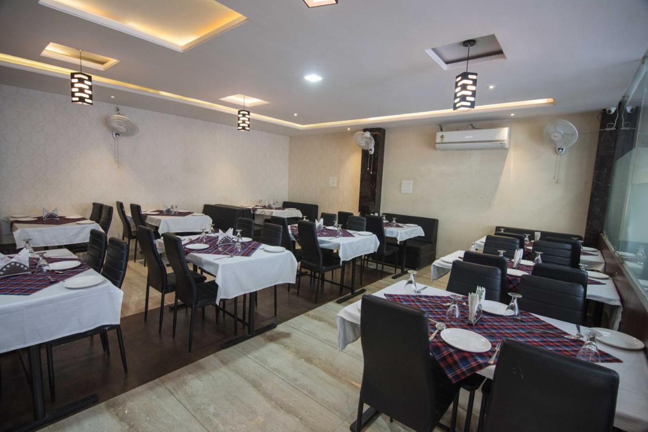 בהופאל Hotel Mayur Palace מראה חיצוני תמונה