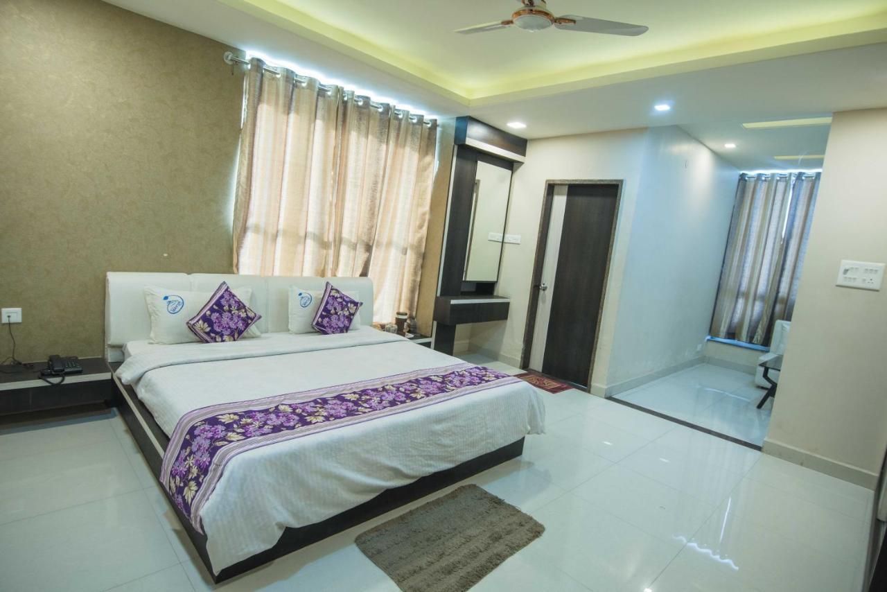 בהופאל Hotel Mayur Palace מראה חיצוני תמונה
