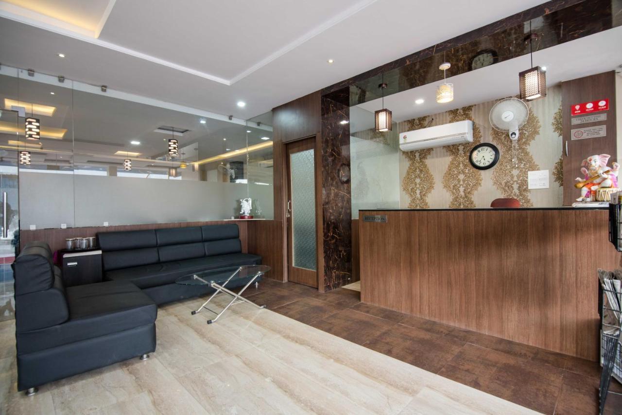 בהופאל Hotel Mayur Palace מראה חיצוני תמונה
